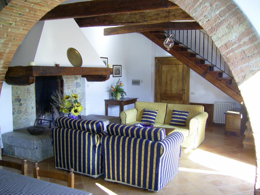 Agriturismo Fattoria Di Corsano Corsano  Szoba fotó