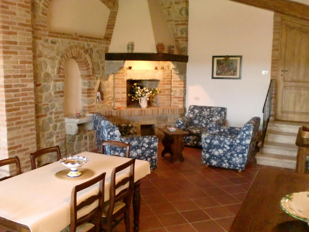Agriturismo Fattoria Di Corsano Corsano  Szoba fotó